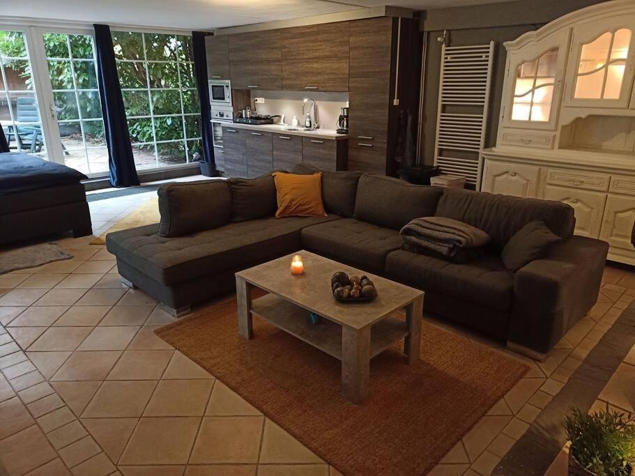 Kom Thuis In Deze Gezellige Loft Херлен Екстериор снимка