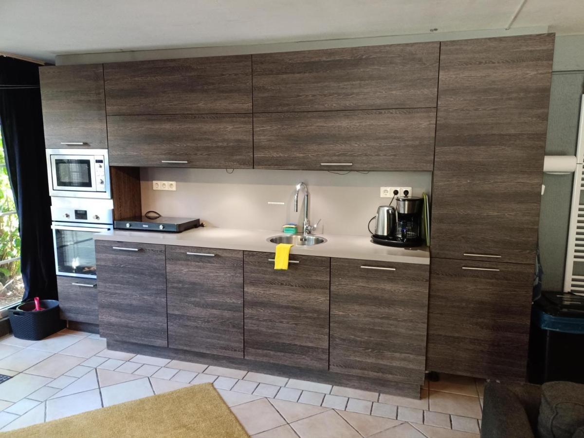 Kom Thuis In Deze Gezellige Loft Херлен Екстериор снимка